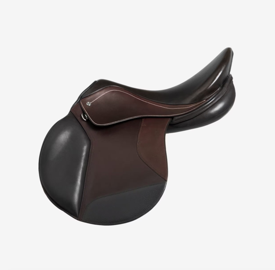 La selle en cuir accessible pour débuter